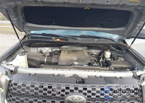 2019 Toyota Tundra Sr5 5.7L V8 from USA, damaged, VIN 5TFDW5F11KX788360